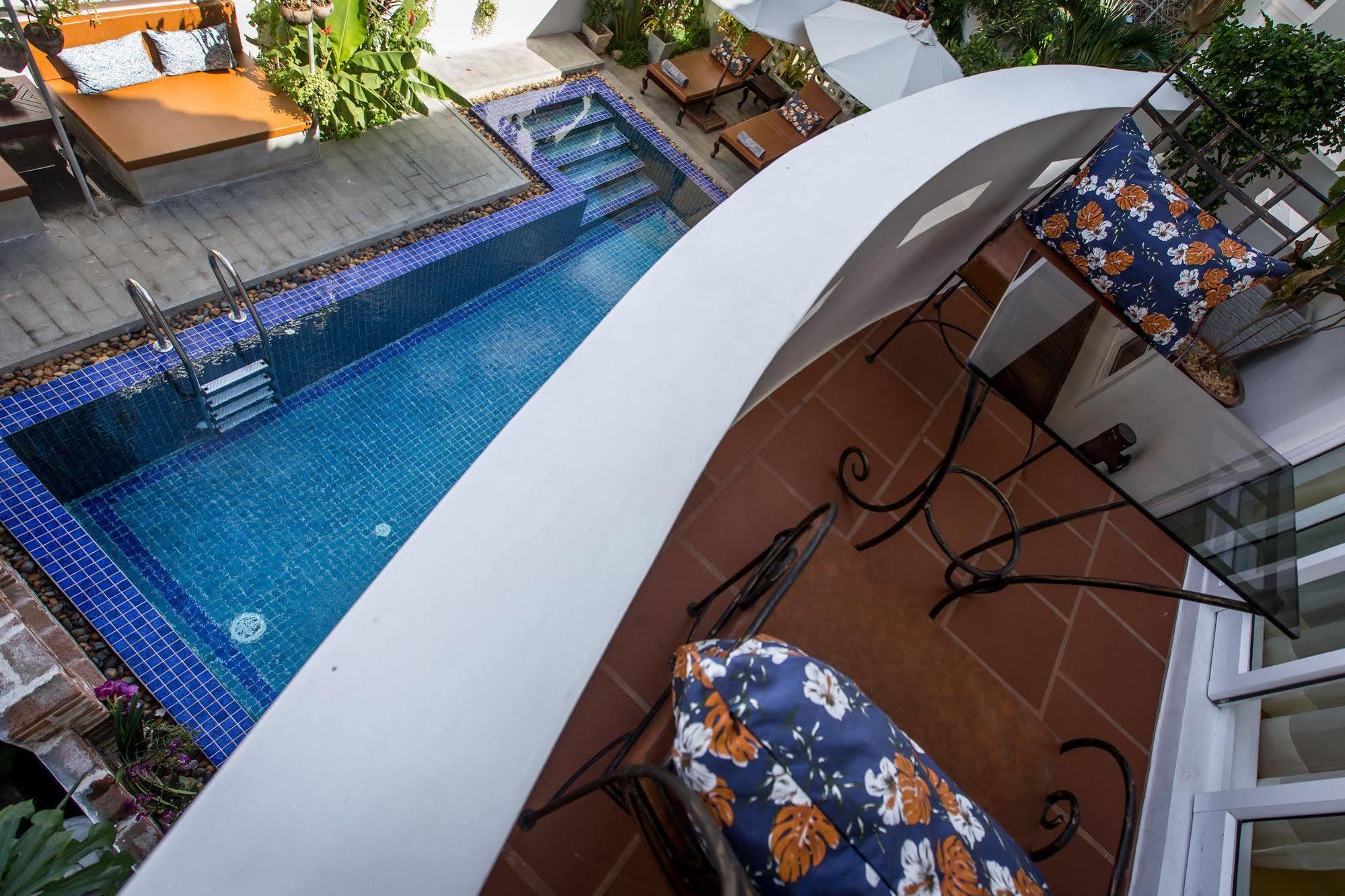 Vmansion Boutique Hotel Phnom Penh Dış mekan fotoğraf